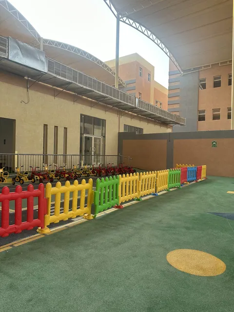 مدارس صرح التميز الأهلية — photo 4