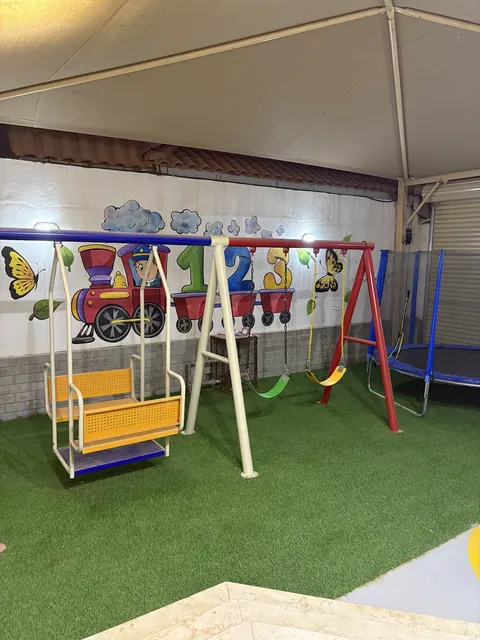 كنوز الطفولة التعليمي - جدة facility photo