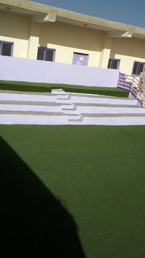 Kindergarten First Back — photo 5