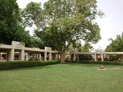 The Sultan's School — photo 5
