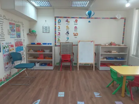 جمب فور جوي، الشبيعة 12 — photo 2