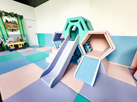 Happy Steps Childcare LLC — photo 3