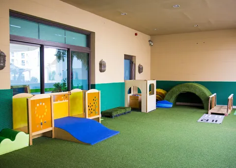 Redwood Montessori Nursery - Golden Mile 8 Palm — photo 5