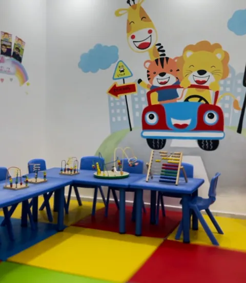 حضانة ليتل فنقرز ثنائية اللغة - Jahra facility photo