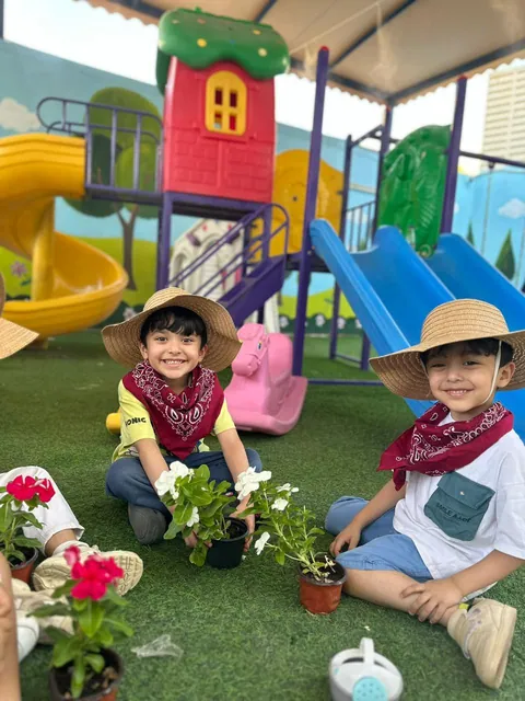 مدارس كواكب الصغار الأهلية — photo 4